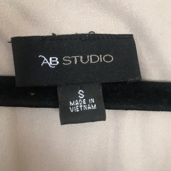 Ab Studio Maxi Skirt Full Stretch Long Grey Womens Sz S Crochet Stud Detail - Picture 3 of 7